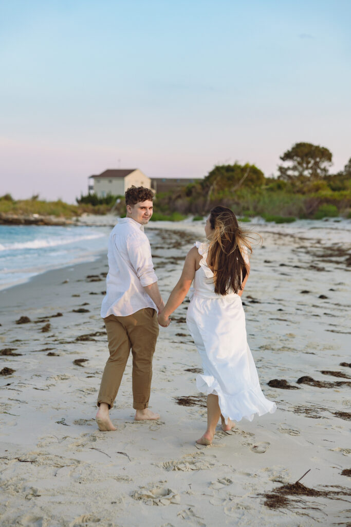 Josie Rene Photography Hampton Roads - Photos of couple on a beach